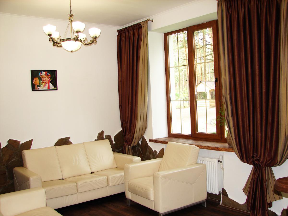 Pershyi Kordon Tourist Complex Hotel Medvedevka Exterior photo